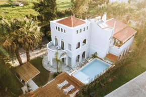 NEVER ENDING SUMMER LUXURY VILLA, Sgourou